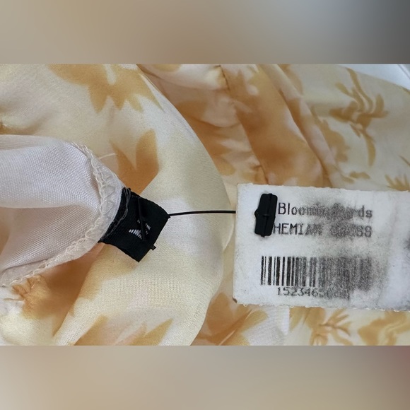 YELLOW AND WHITE OFF SHOULDER TIE BACK FLORAL SPRING MINI DRESS (medium) tags - Picture 16 of 16